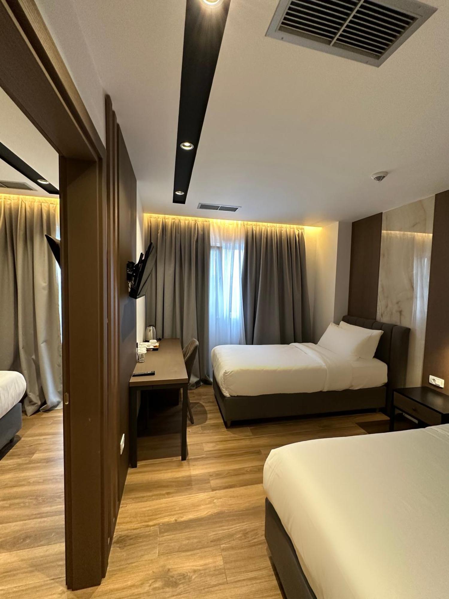 Klajdi Resort & Spa Golem  Phòng bức ảnh A room at the hotel