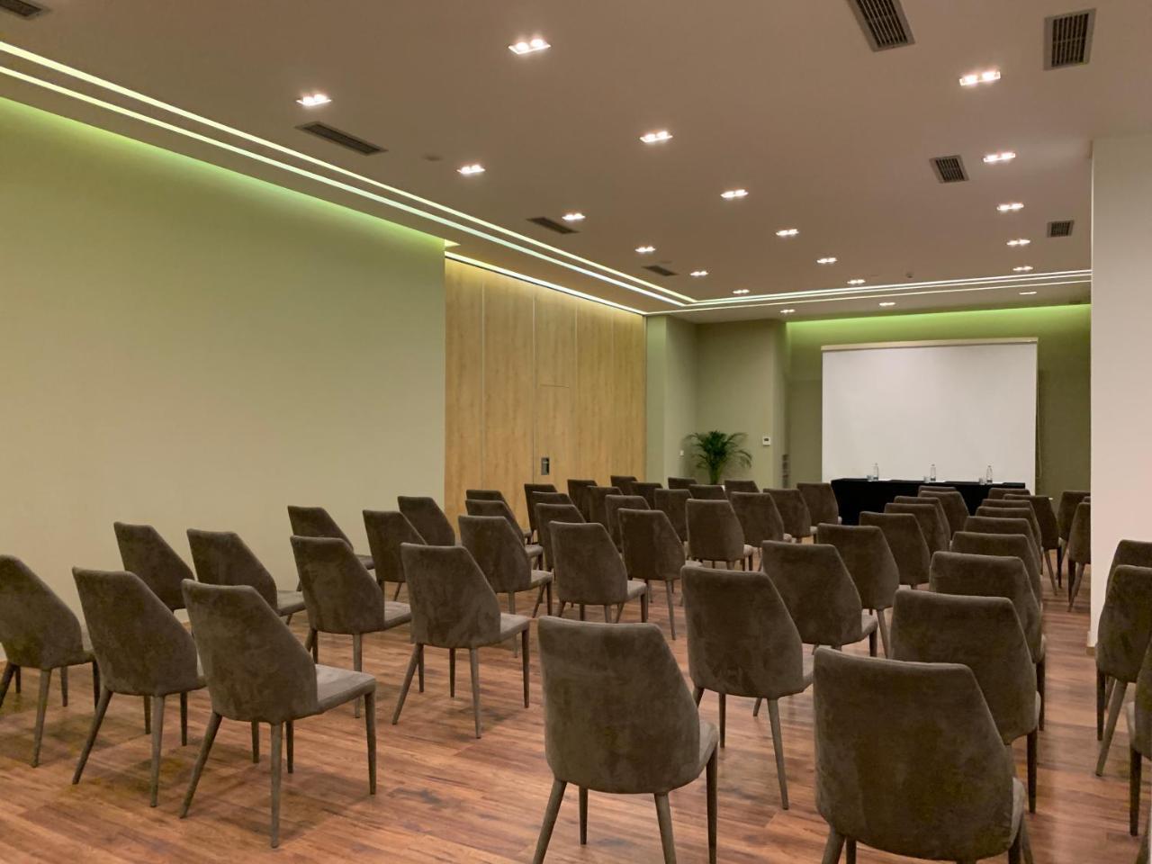 Klajdi Resort & Spa Golem  Ngoại thất bức ảnh 3D rendering of a conference room